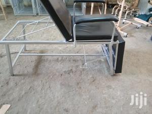 Donor Couch(Local)