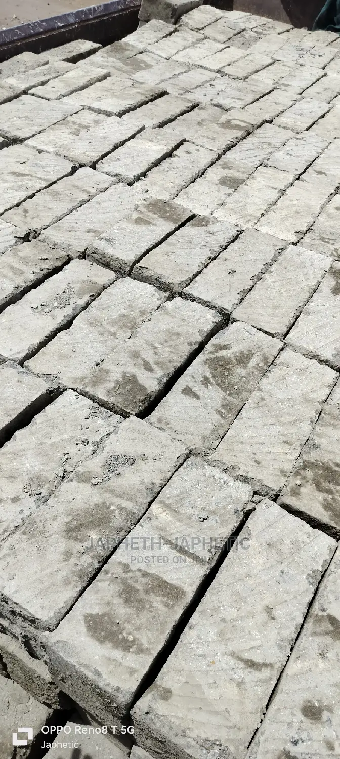 6*9 Ndarugo, Machine Cut Stones °