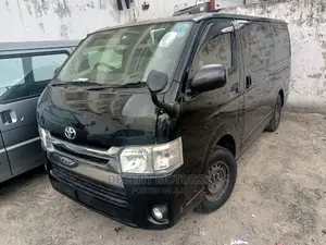 Toyota HiAce 2017 Black