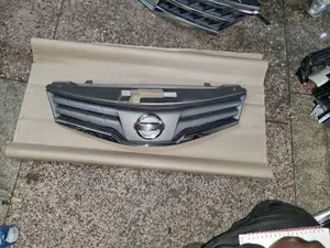 Nissan Note 2008 Grill