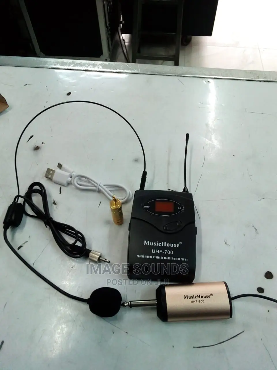 Professional Wireless Headset Microphone