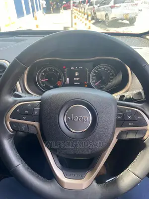 Jeep Cherokee 2015 Red