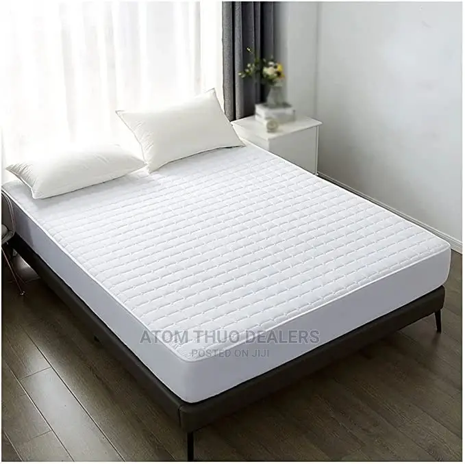 White Waterproof Mattress Protector 4*6