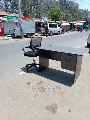 Office Desk/Office Chair
