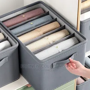 Clothes Storage Organizer