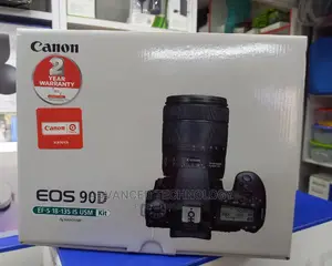 Eos Canon 90D EF-S 18-135 IS USM Kit