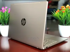 New Laptop HP Pavilion 14 8GB Intel Core I5 SSD 256GB