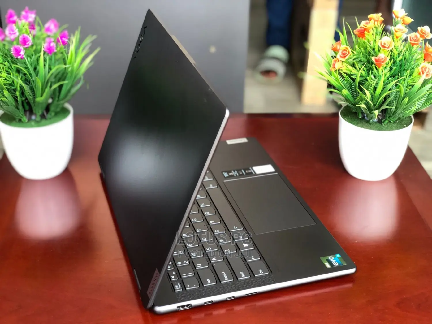 New Laptop Lenovo Yoga 730 16GB Intel Core I7 SSD 1T