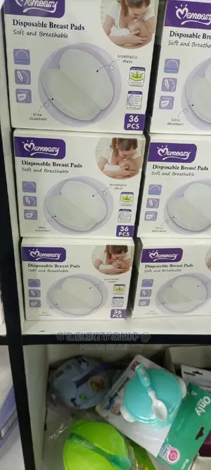 The Momeasy Disposable Breast Pad