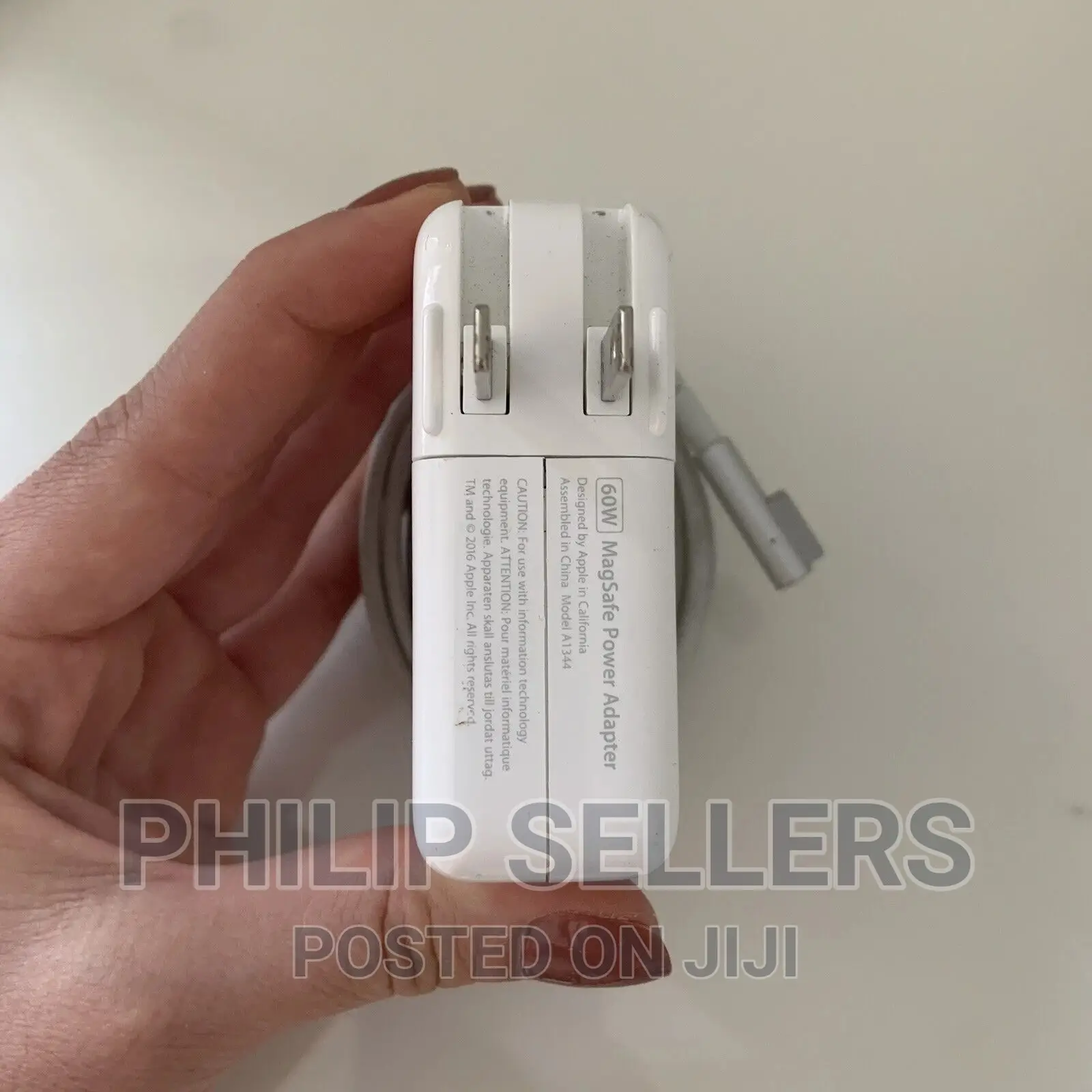 Apple 60W Magsafe Power Adapter for Macbook Macbook Pro 10
