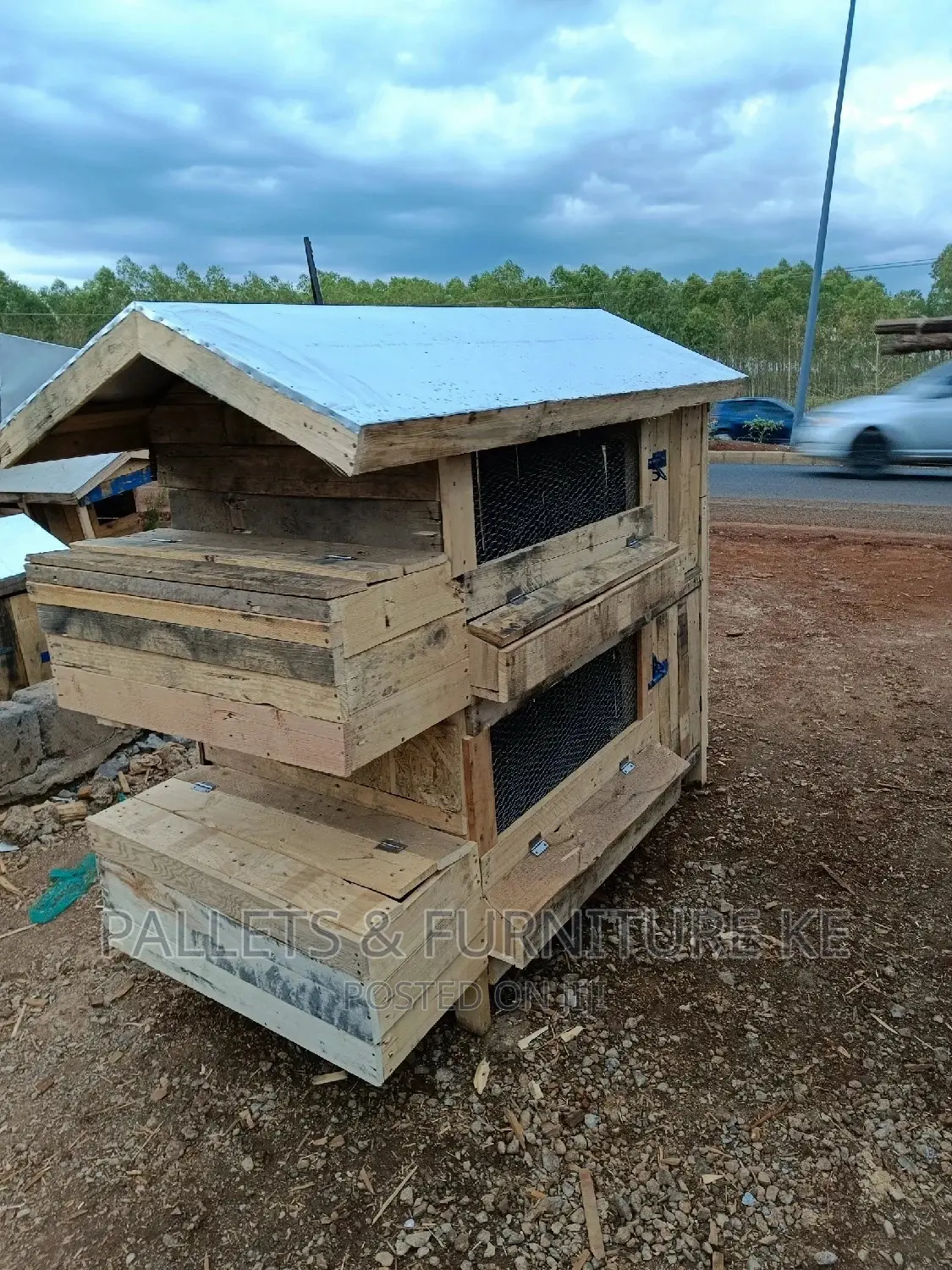 Chicken Cage Feeder
