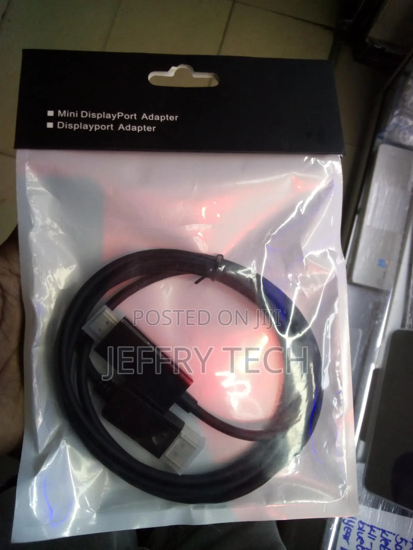 Displayport to HDMI Cable
