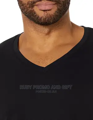 Black v-Neck T-Shirts