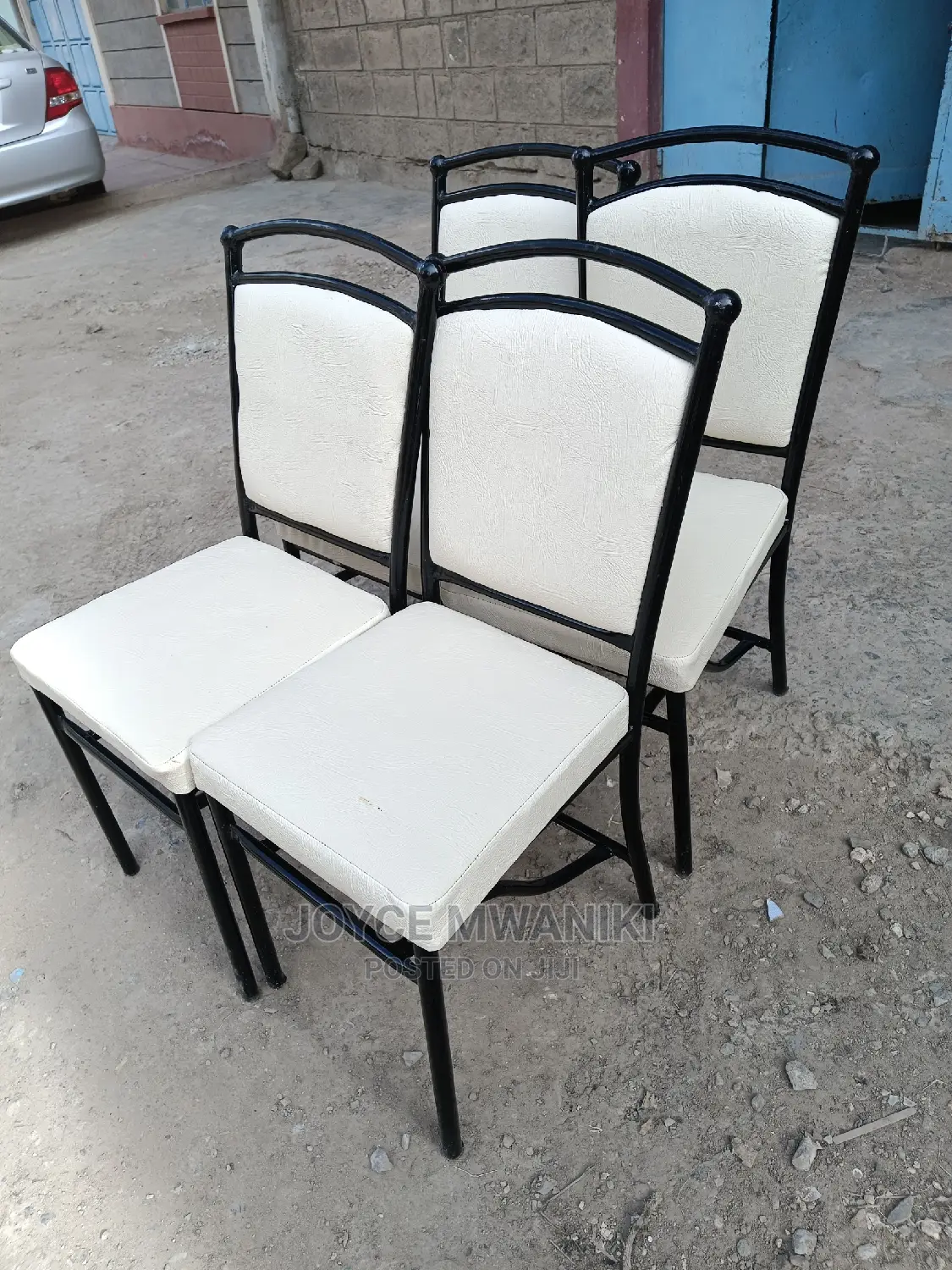 White Balls Chairs for Restaurant.