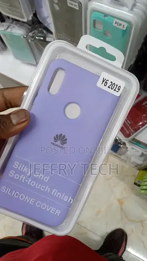Silicone Case Compatible With Huawei Y6 (2019) - Case Slim
