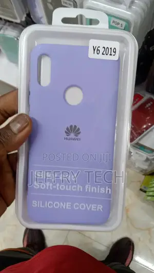 Silicone Case Compatible With Huawei Y6 (2019) - Case Slim
