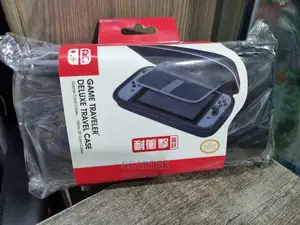 Nintendo Switch Game Traveller Deluxe Travel Case