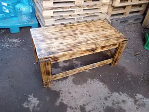 Pallets Design Table