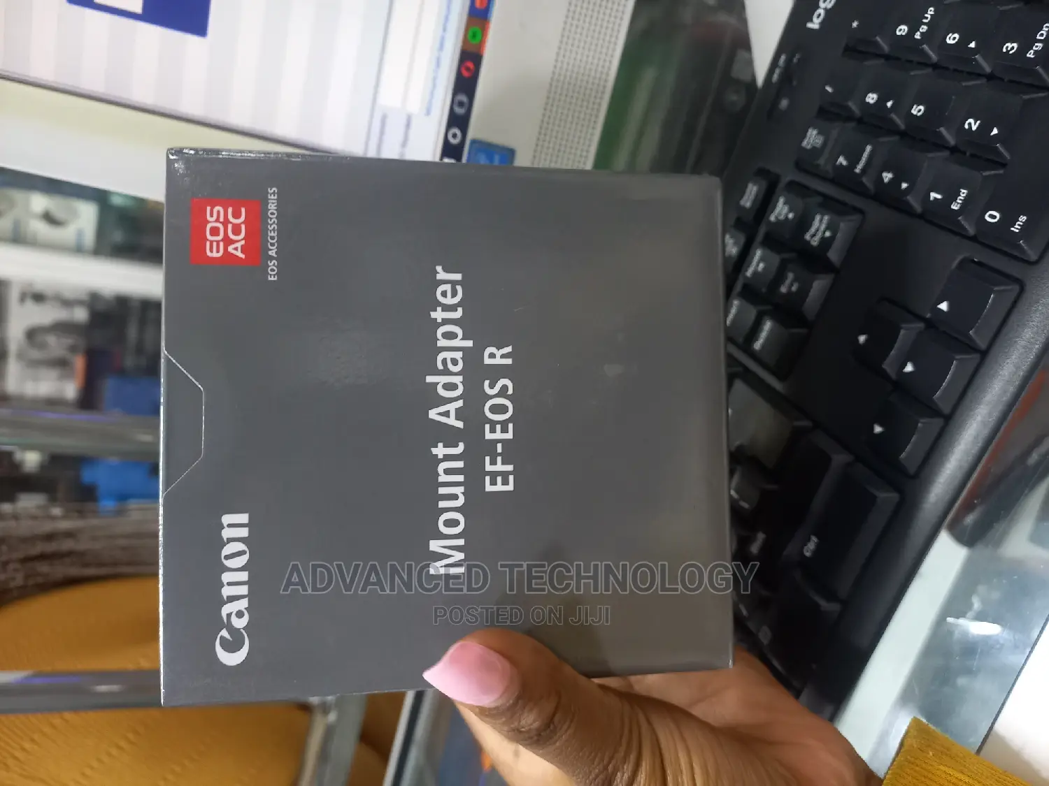 Canon EF-EOS R Mount