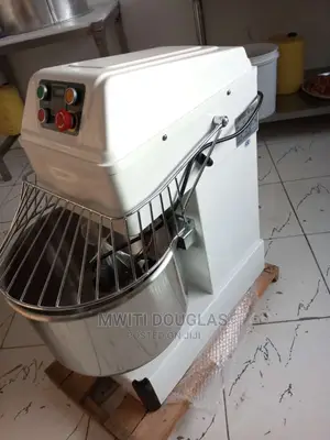 Spiral Dough Mixer 20liters