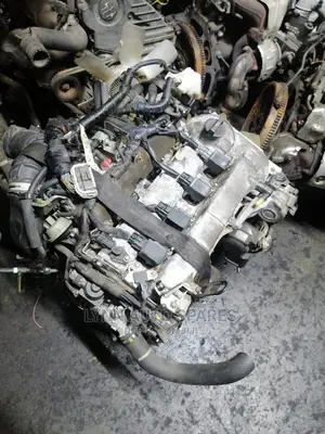 L8 Nissan Vanette Complete Engine
