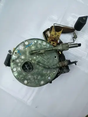 Toyota 100 Fuel Pump