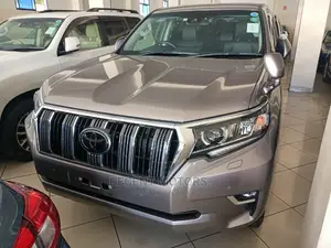 Toyota Land Cruiser Prado 2.7 2018 Brown