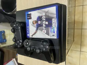 PS 4 Slim , 2 Pads , Fifa23