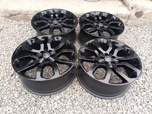 Ex Uk Range Rover Sport, Discovery,Voque 22 Inch Rims Set