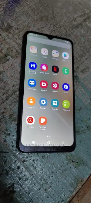 Samsung Galaxy A12 64 GB Black