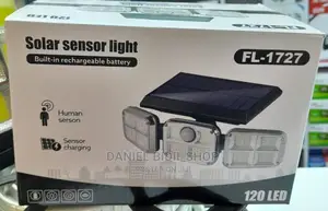 Solar Sensor Streetlight With 3bulb
