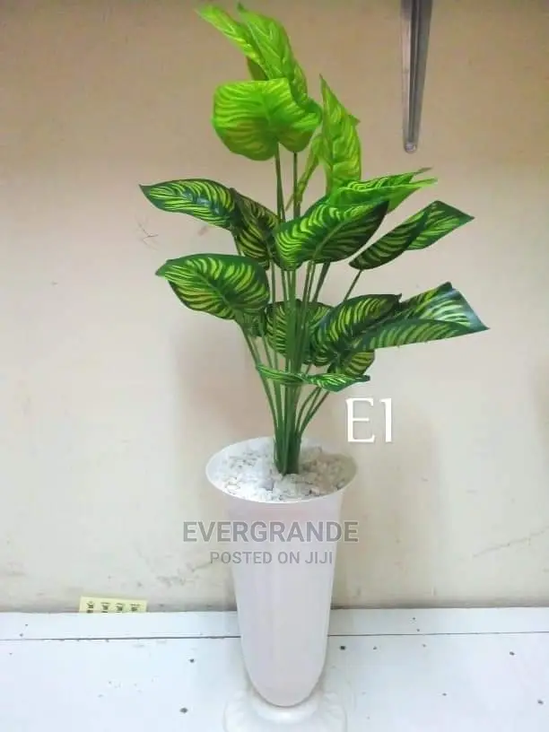 Affordable Green Plants Artificial Flowers