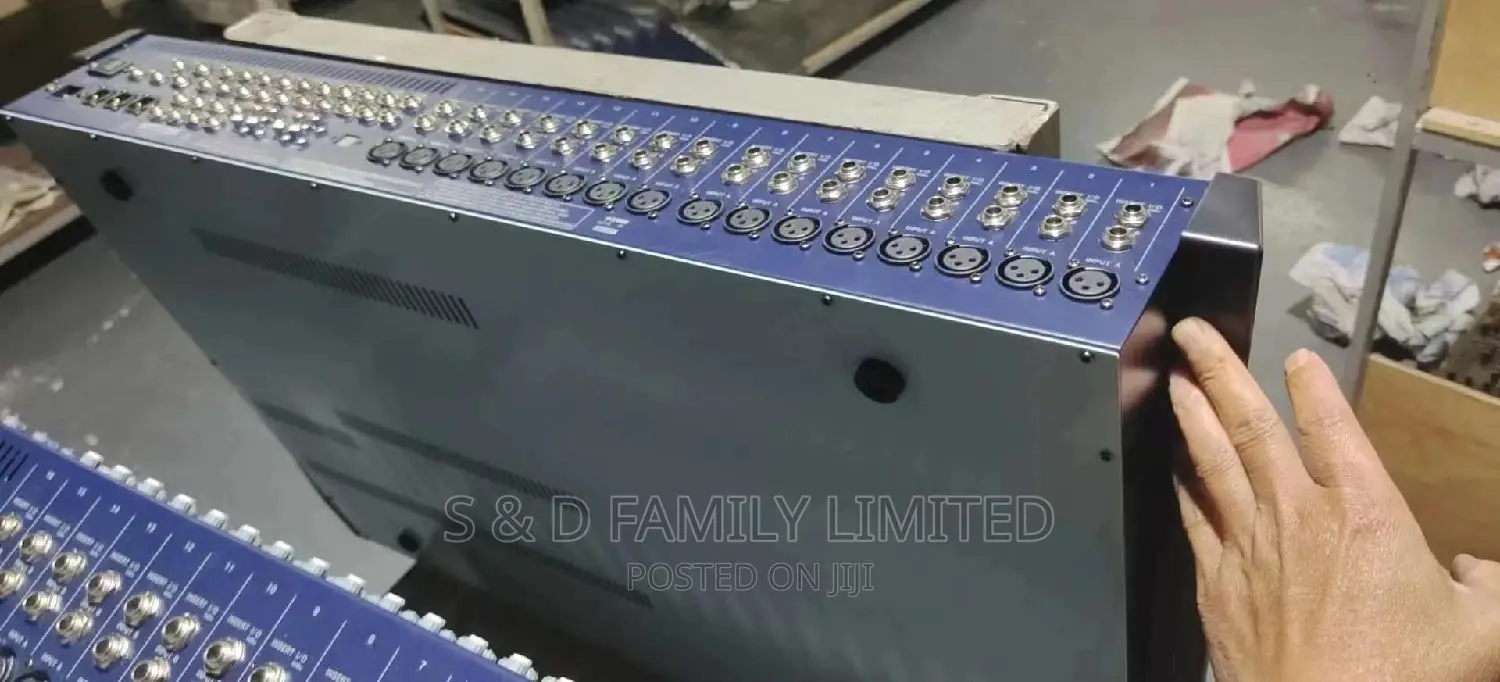 Yamaha MG24 Plain Mixer