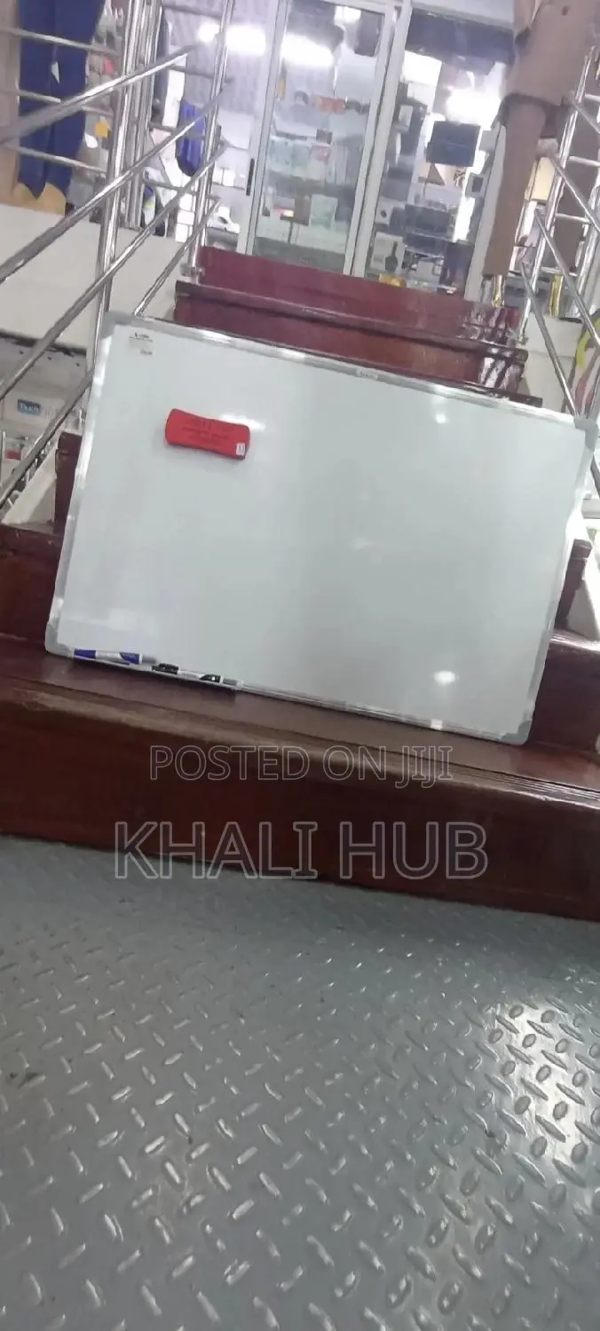 Whiteboard :Whiteboard: 90cm×60cm