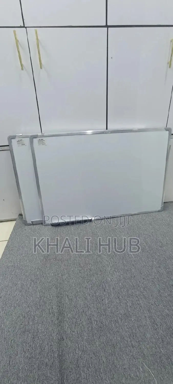 -Whiteboard- 90 by 60cm
