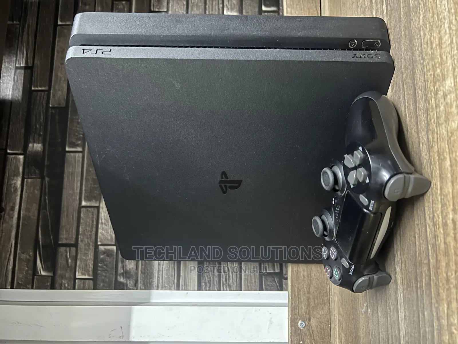 Used PS4 Slim
