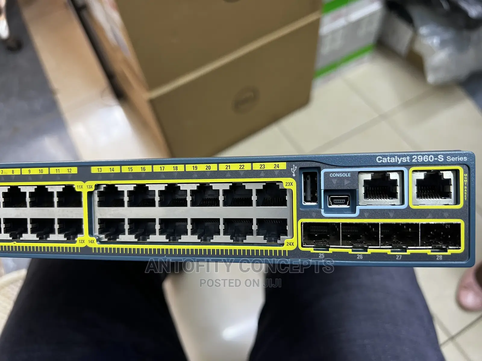 Cisco Catalyst 2960-S Series 24port Gigabit Switch