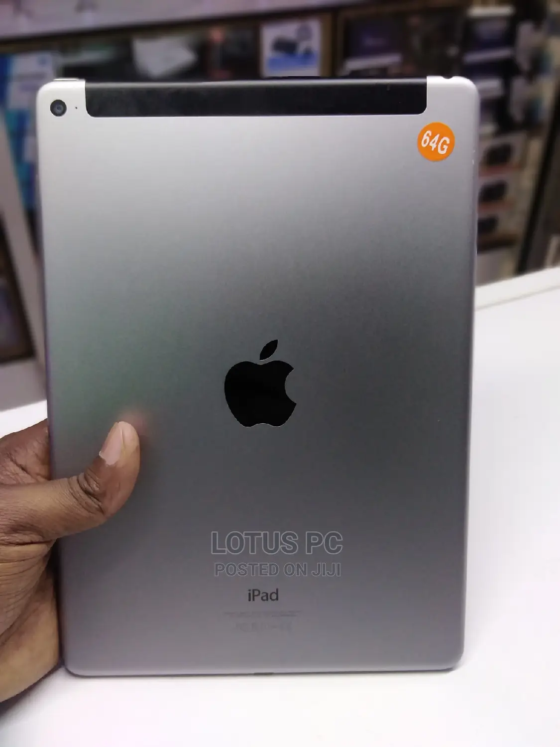 Apple iPad Wi-Fi +3G 64 GB Gray