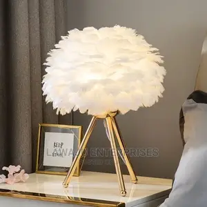 Feather Modern Table Lamp