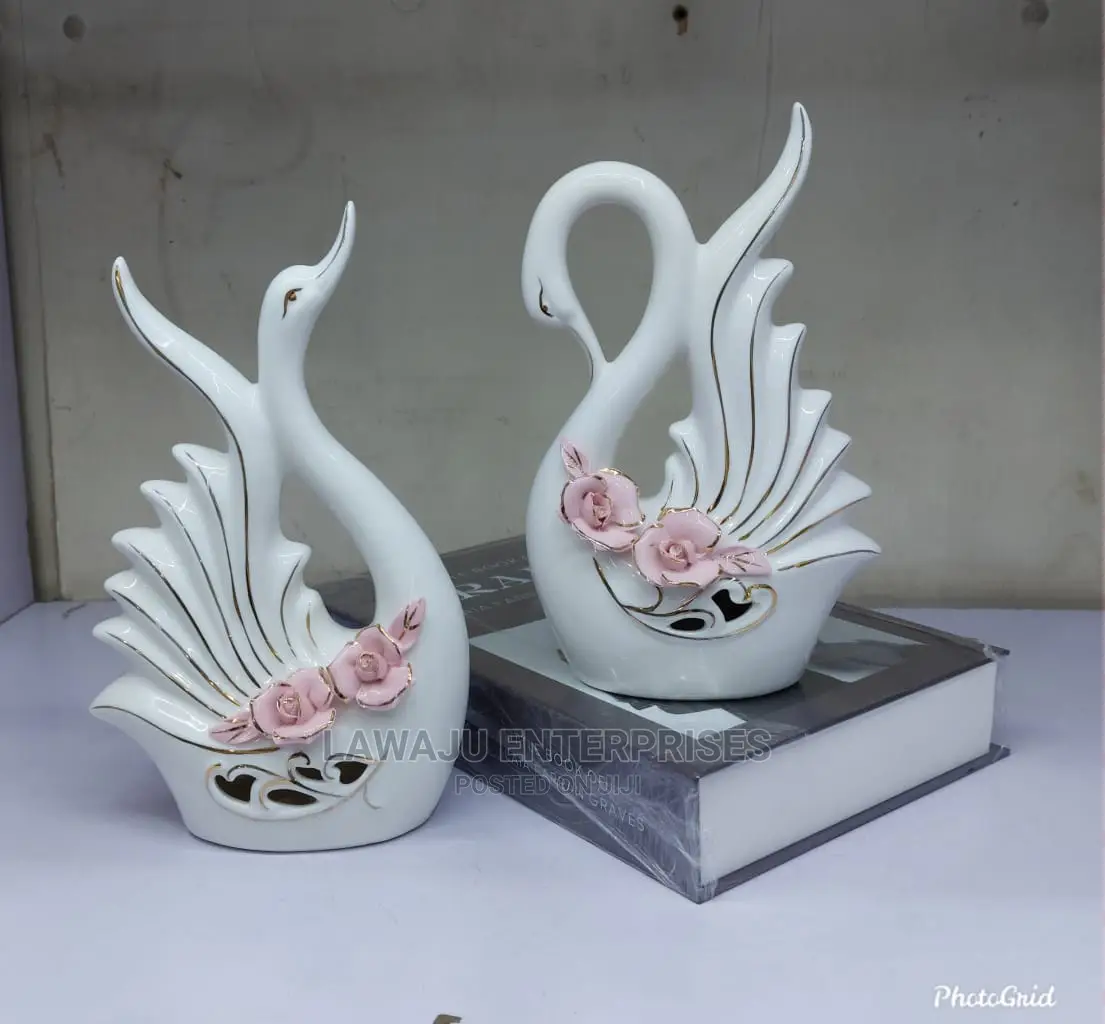 2pcs Ceramic Swan Gift Set