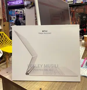 Apple iPad Magic Keyboard White