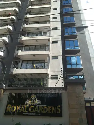 2bdrm Block of Flats in Royal Gardens, Hurlingham for sale