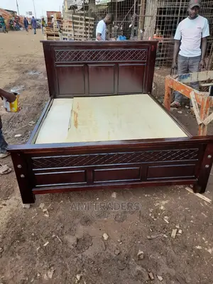 Luxury Queen Size Bed