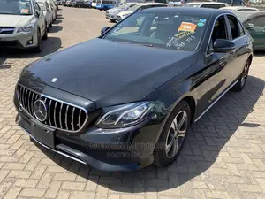 Mercedes-Benz E200 2017 Black