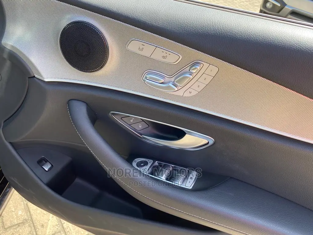 Mercedes-Benz E200 2017 Black