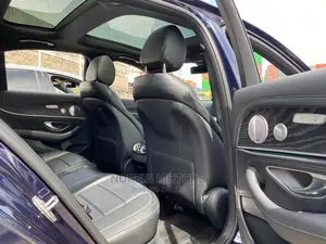 Mercedes-Benz E200 2017 Blue