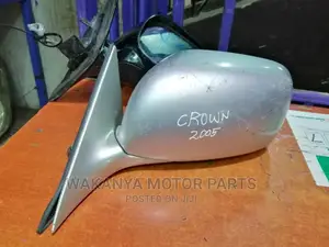 Toyota Crown 2005 To 2007 Electric Side Mirrors
