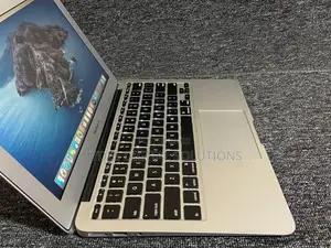 Laptop Apple MacBook Air 256GB Intel Core i5 SSD 256GB
