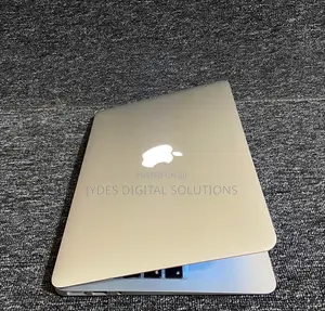 Laptop Apple MacBook Air 256GB Intel Core i5 SSD 256GB