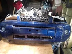 Nissan Xtail Nt30 Front Bumper$ Grill